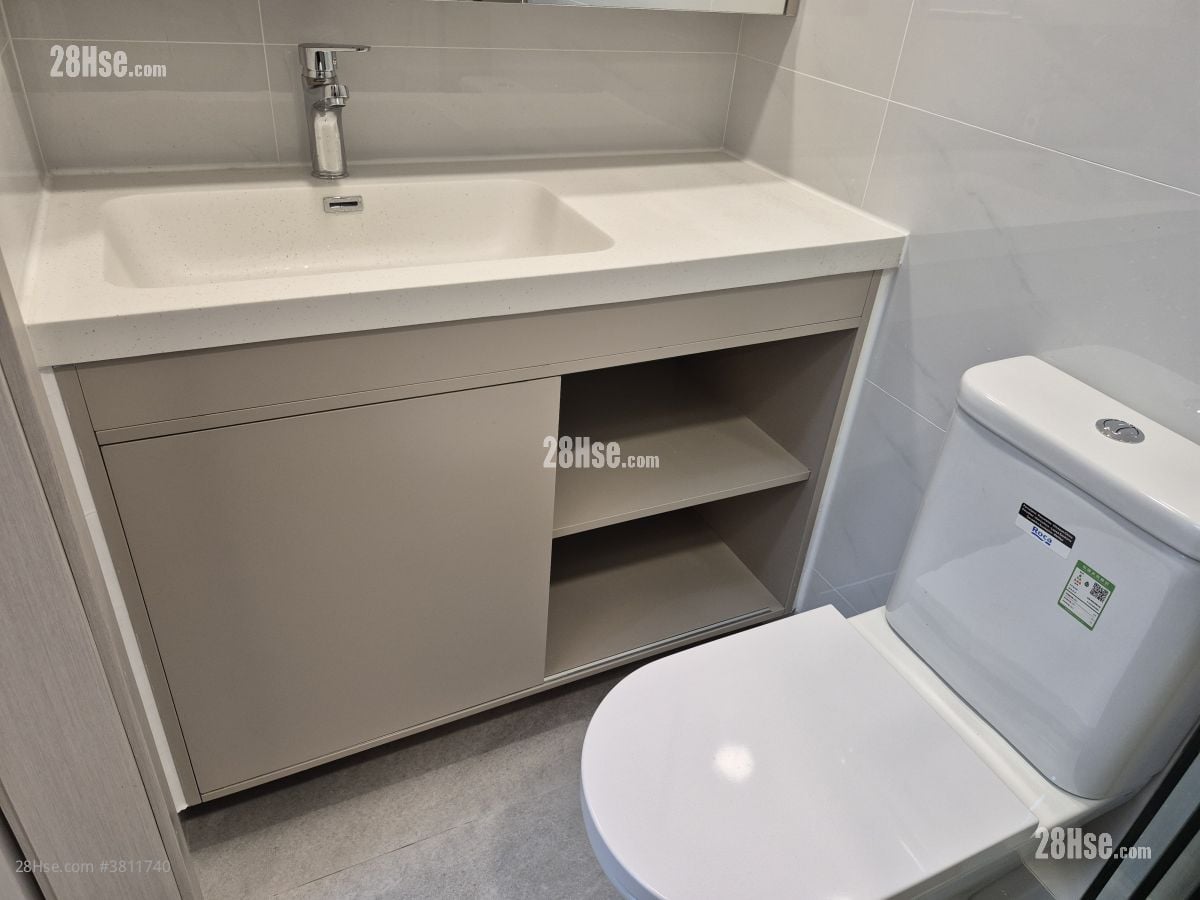 Tak Lee Building Rental 2 Bedrooms , 1 Bathroom 354 ft²