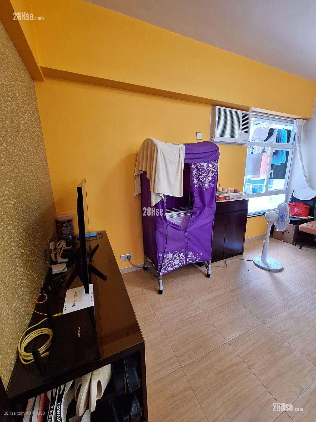 Po Yuen Mansion Sell 3 Bedrooms , 1 Bathroom 471 ft²