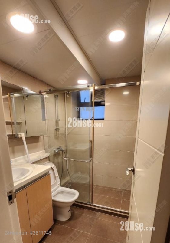 Park Towers Rental 3 Bedrooms , 2 Bathrooms 949 ft²