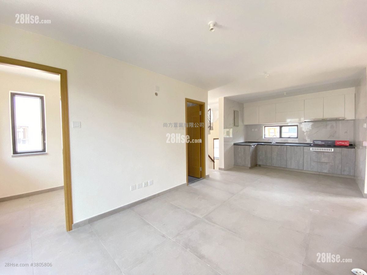 Village Sell 3 Bedrooms , 1 Bathroom 630 ft²