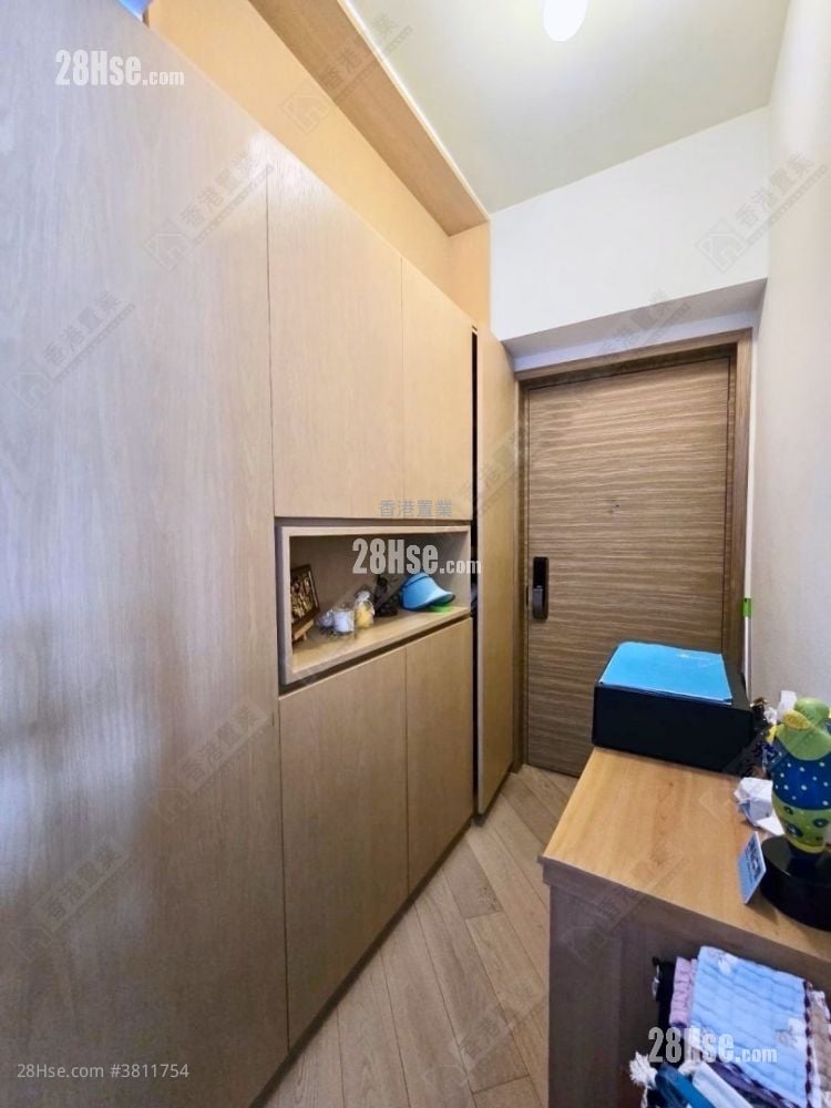 倚南 租盘 3 房 , 2 浴室 674 平方尺