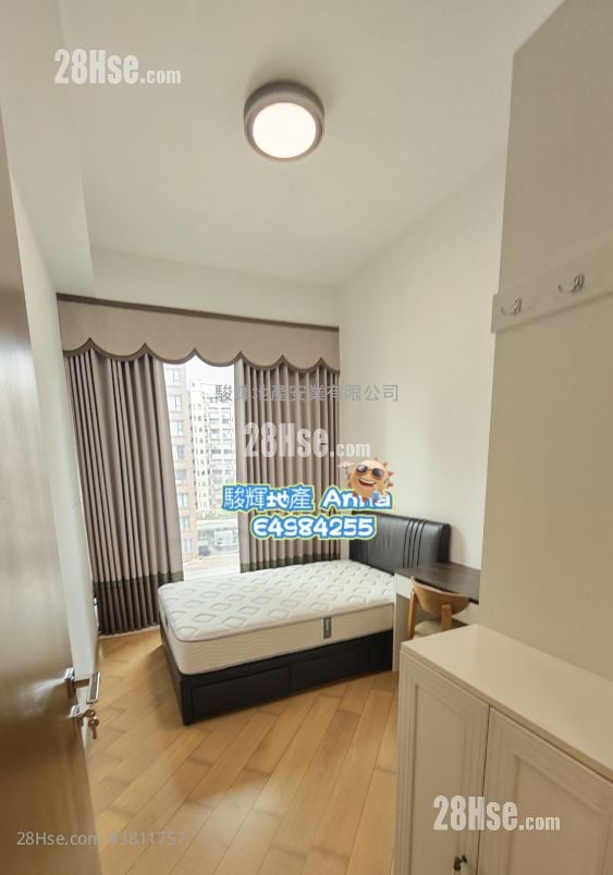 Cristallo Sell 3 Bedrooms , 2 Bathrooms 1,310 ft²