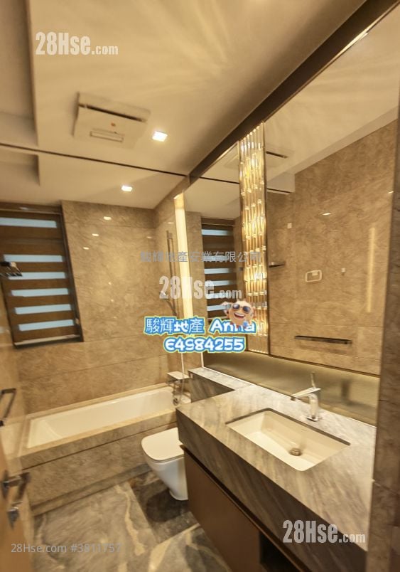 Cristallo Sell 3 Bedrooms , 2 Bathrooms 1,310 ft²