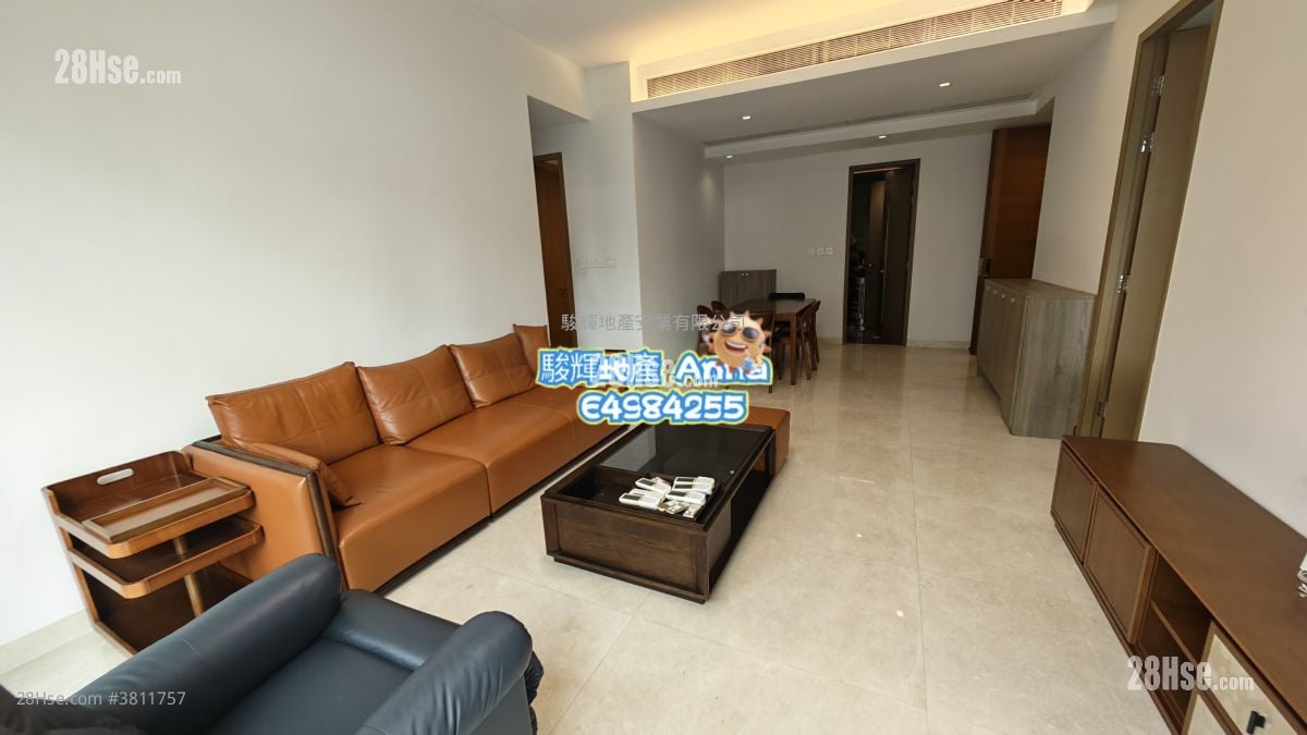 Cristallo Sell 3 Bedrooms , 2 Bathrooms 1,310 ft²
