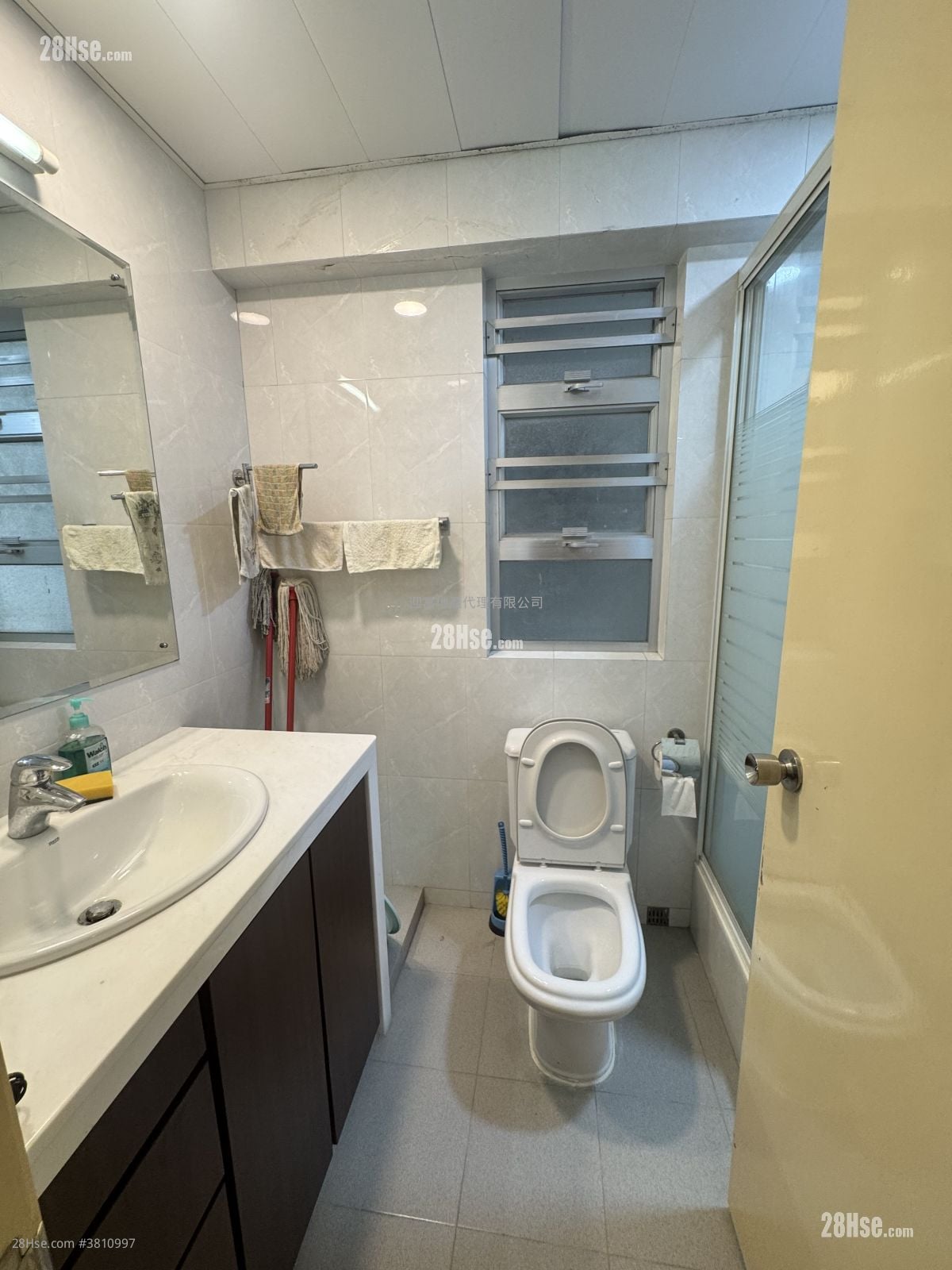 Whampoa Garden Sell 4 Bedrooms , 2 Bathrooms 729 ft²