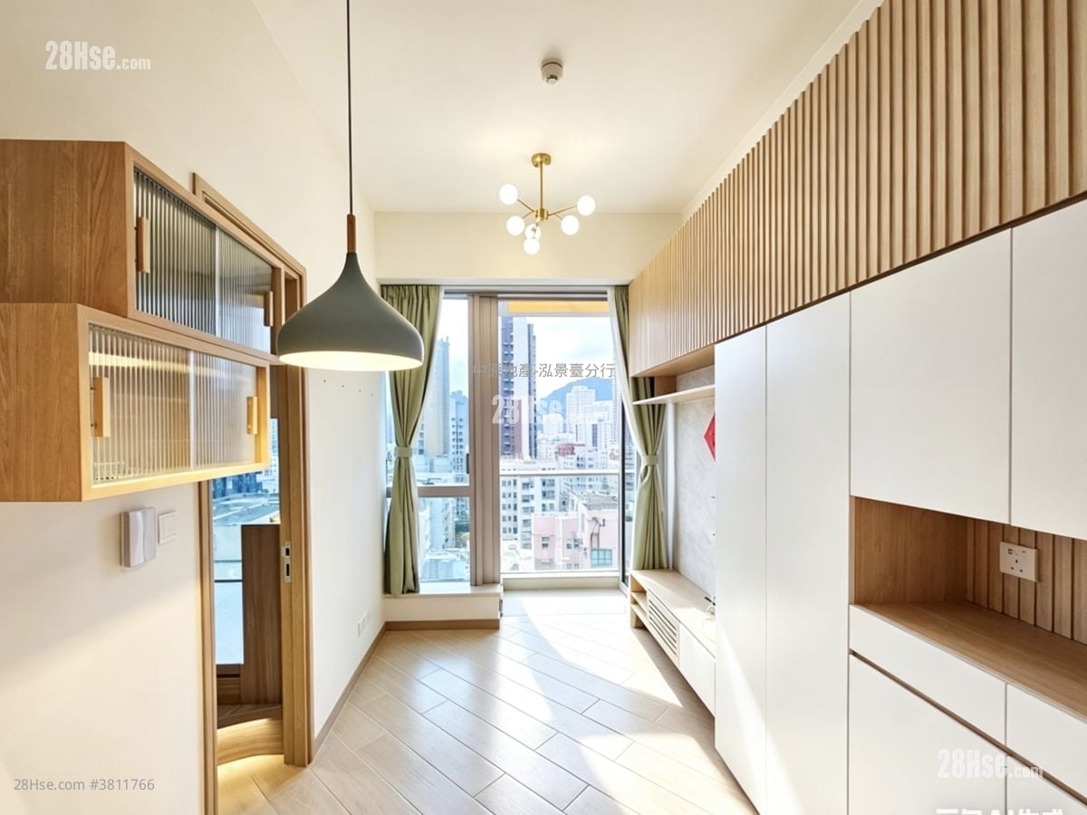 Madison Park Sell 1 Bedroom 301 ft²