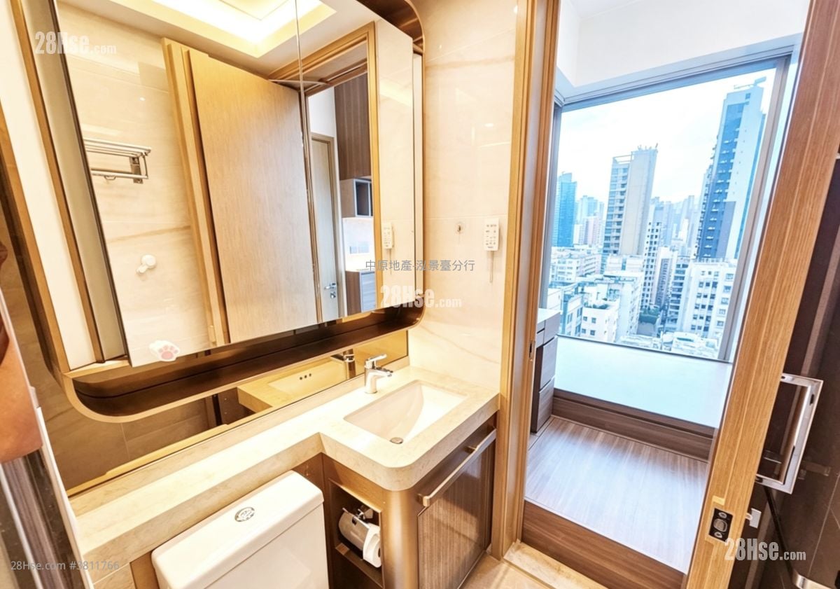 Madison Park Sell 1 Bedroom 301 ft²