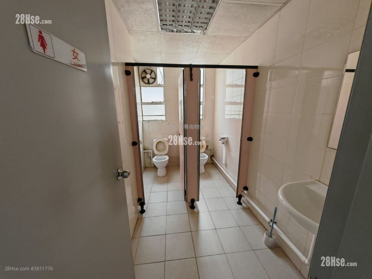 雄伟工业大厦 租盘 1 厕所