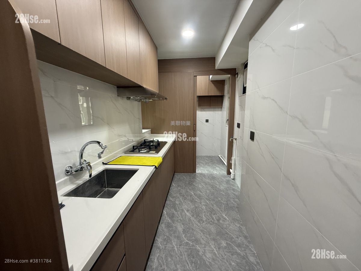 应彪大厦 售盘 3 房 , 2 浴室 703 平方尺