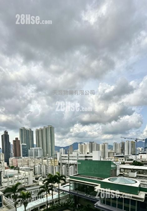 翔龍灣 售盤 2 房 , 1 浴室 385 平方呎