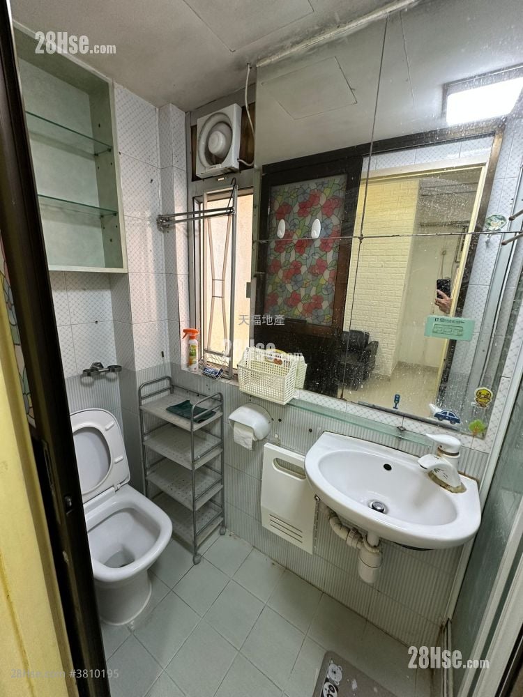 永德大厦 租盘 2 房 , 1 浴室 374 平方尺