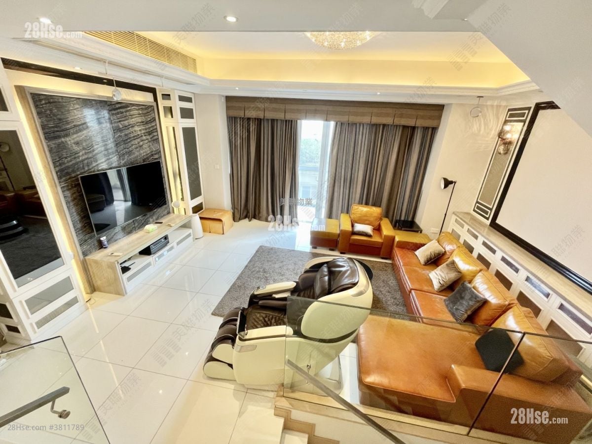 比华利山别墅 售盘 5+ 房 2,072 平方尺