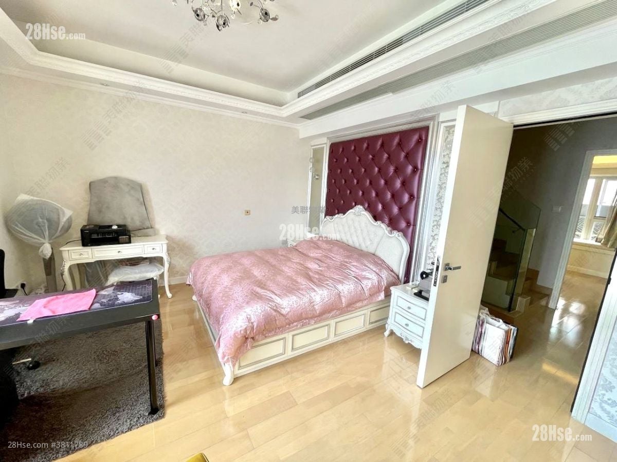 比华利山别墅 售盘 5+ 房 2,072 平方尺