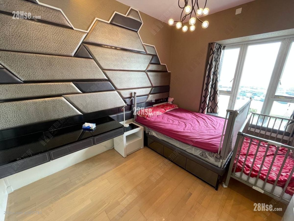 比华利山别墅 售盘 5+ 房 2,072 平方尺