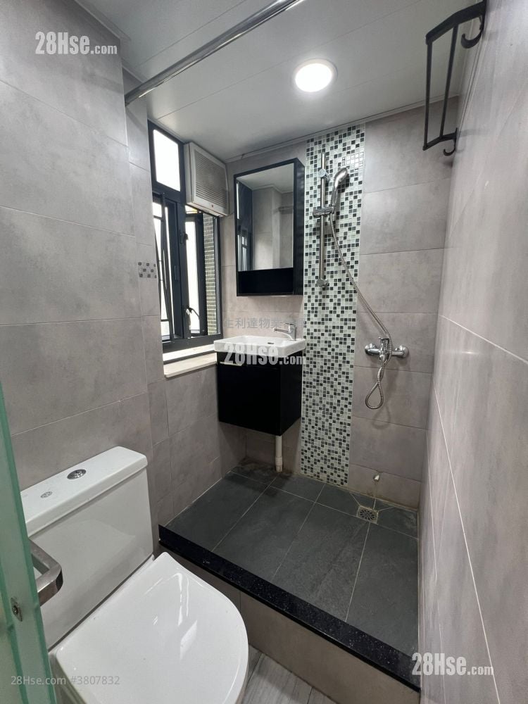 Wan Tin Building Rental 3 Bedrooms , 2 Bathrooms 734 ft²