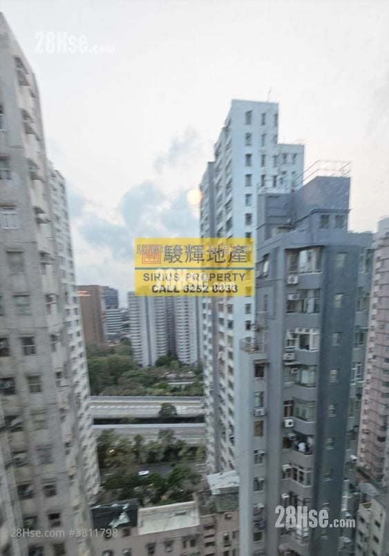 顺安大厦 租盘 321 平方尺