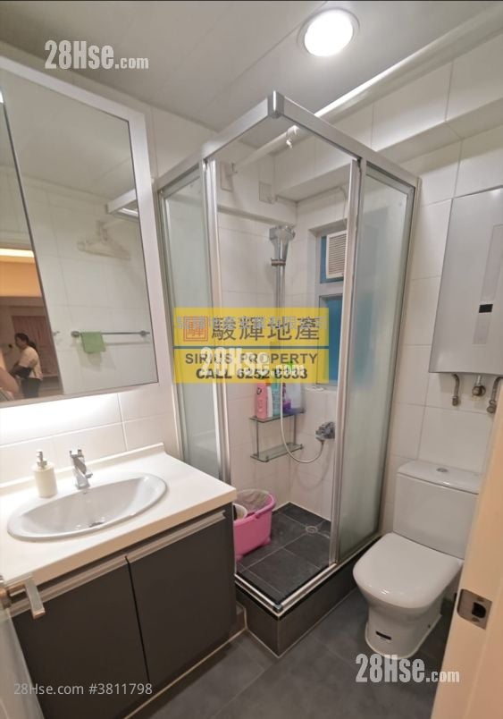 顺安大厦 租盘 321 平方尺