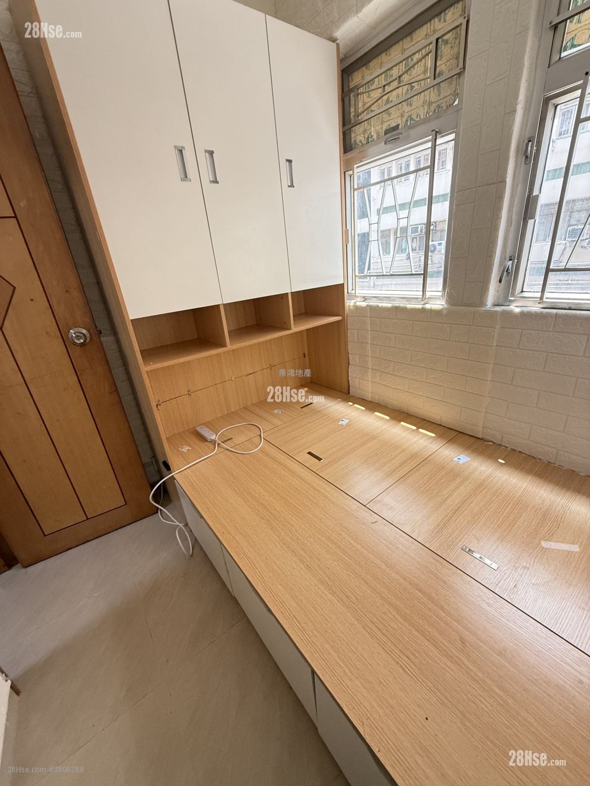 文苑楼 租盘 1 房 , 1 浴室 160 平方尺