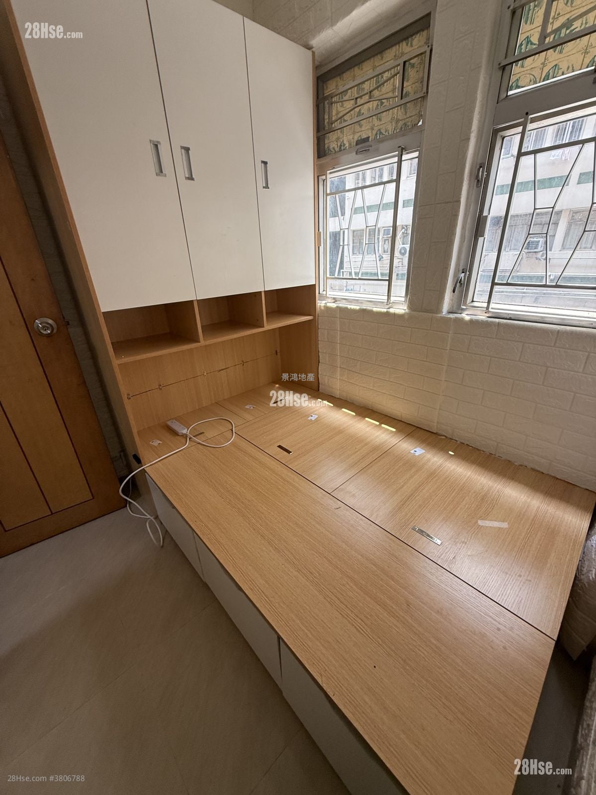 文苑楼 租盘 1 房 , 1 浴室 160 平方尺