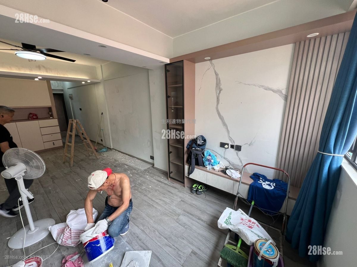 云天大楼 租盘 3 房 , 2 浴室 734 平方尺