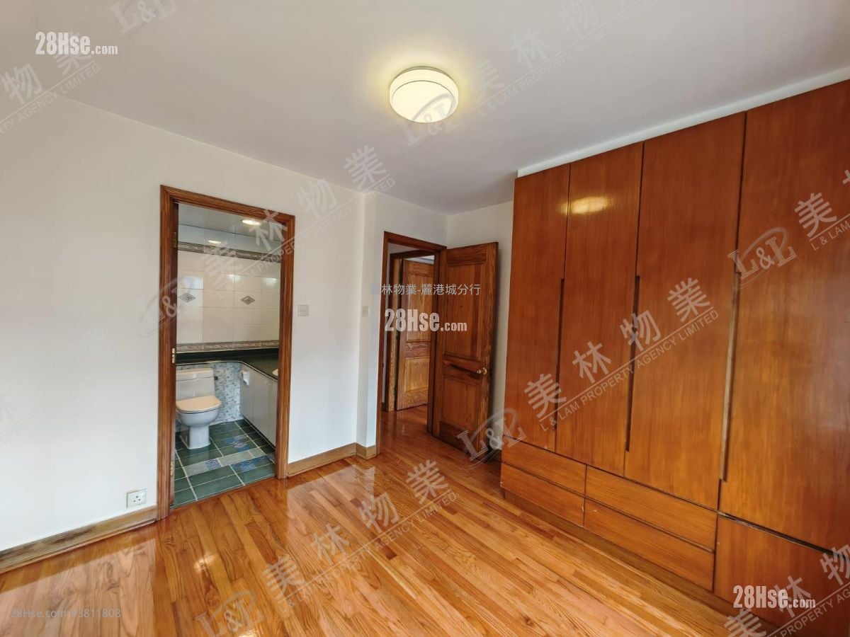 Laguna City Sell 748 ft²