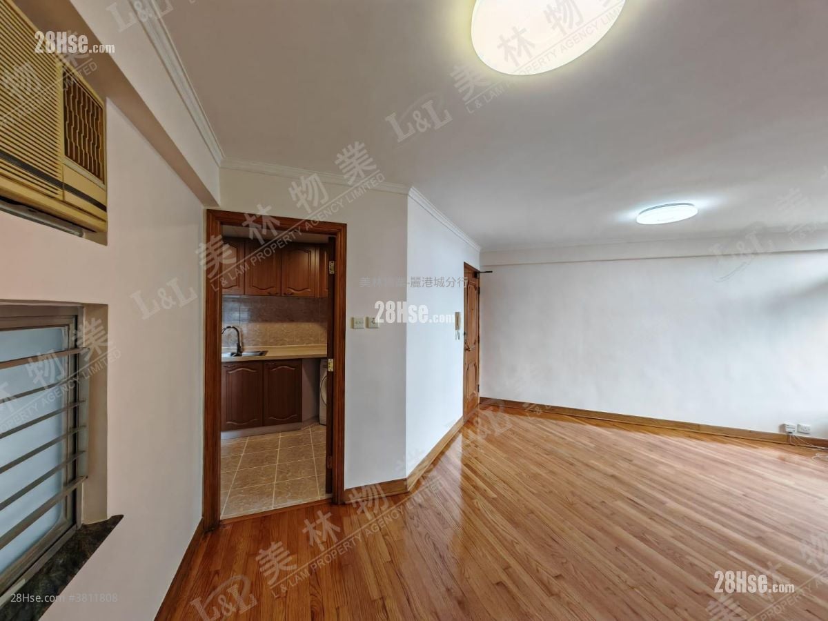 Laguna City Sell 748 ft²