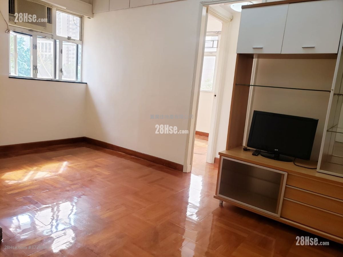 Chinese Mansion Sell 2 Bedrooms , 1 Bathroom 417 ft²