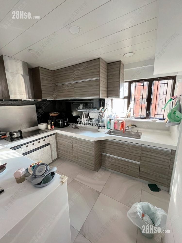 聚龍居 售盤 3 房 942 平方呎