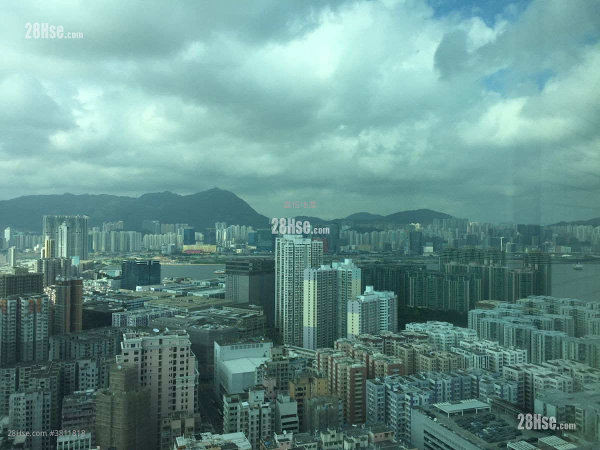 半島豪庭 售盤 2 房 , 1 浴室 592 平方呎