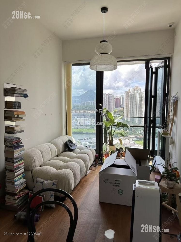 Maya Sell 2 Bedrooms 500 ft²