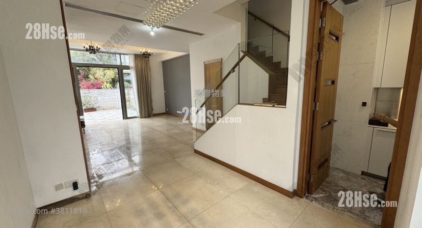 The Green Sell 3 Bedrooms 1,315 ft²