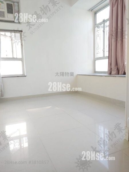 Po Yuen Mansion Sell 2 Bedrooms 324 ft²