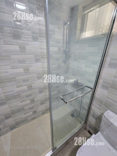 Whampoa Garden Sell 2 Bedrooms 466 ft²