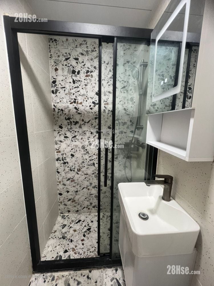 有利大厦 租盘 开放式间隔 , 1 浴室 150 平方尺