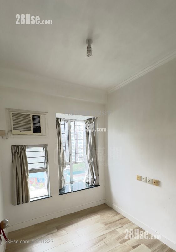 Metropolis Plaza Sell 3 Bedrooms 549 ft²