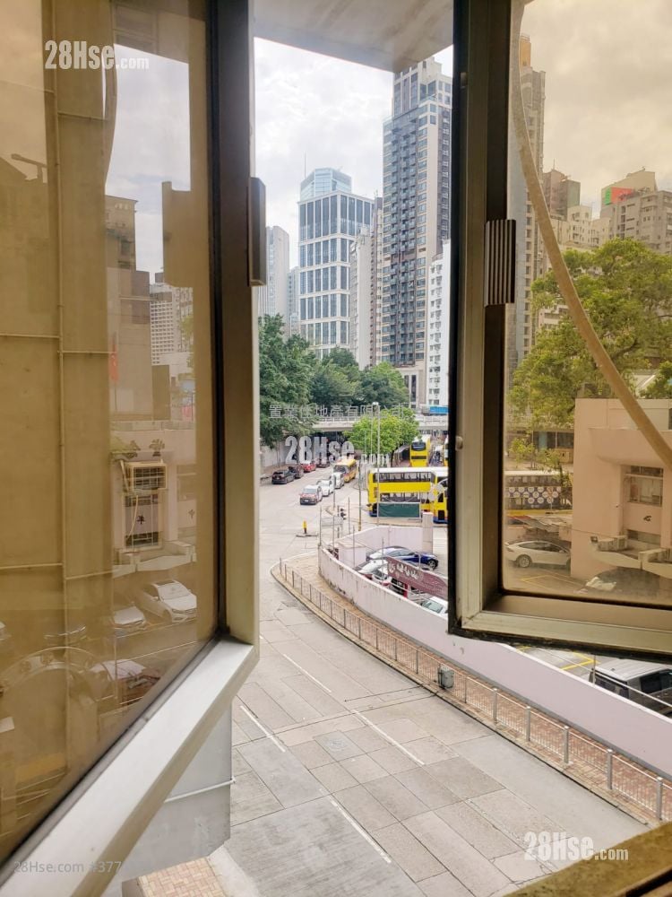 Chinese Mansion Sell 2 Bedrooms , 1 Bathroom 417 ft²