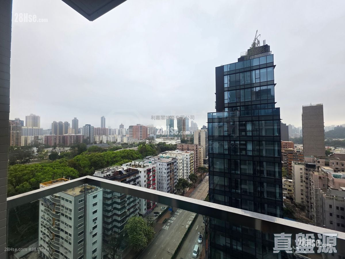 8 Lasalle Rental 3 Bedrooms , 3 Bathrooms 978 ft²