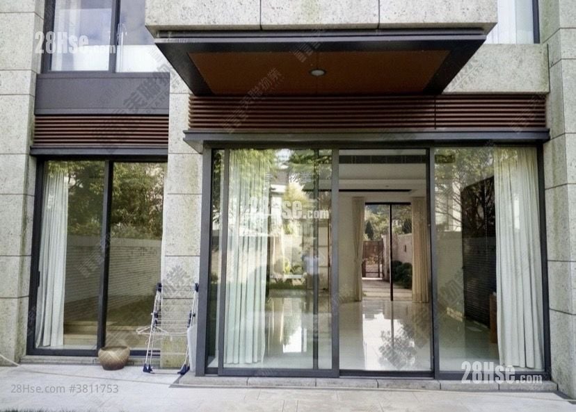 天巒 租盤 2,454 平方呎