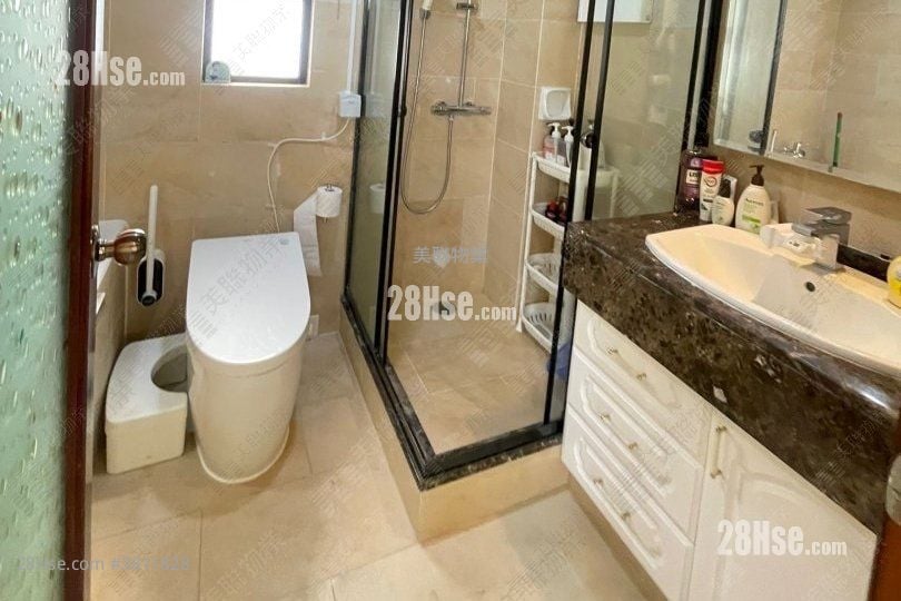 Eden Garden Sell 1,089 ft²