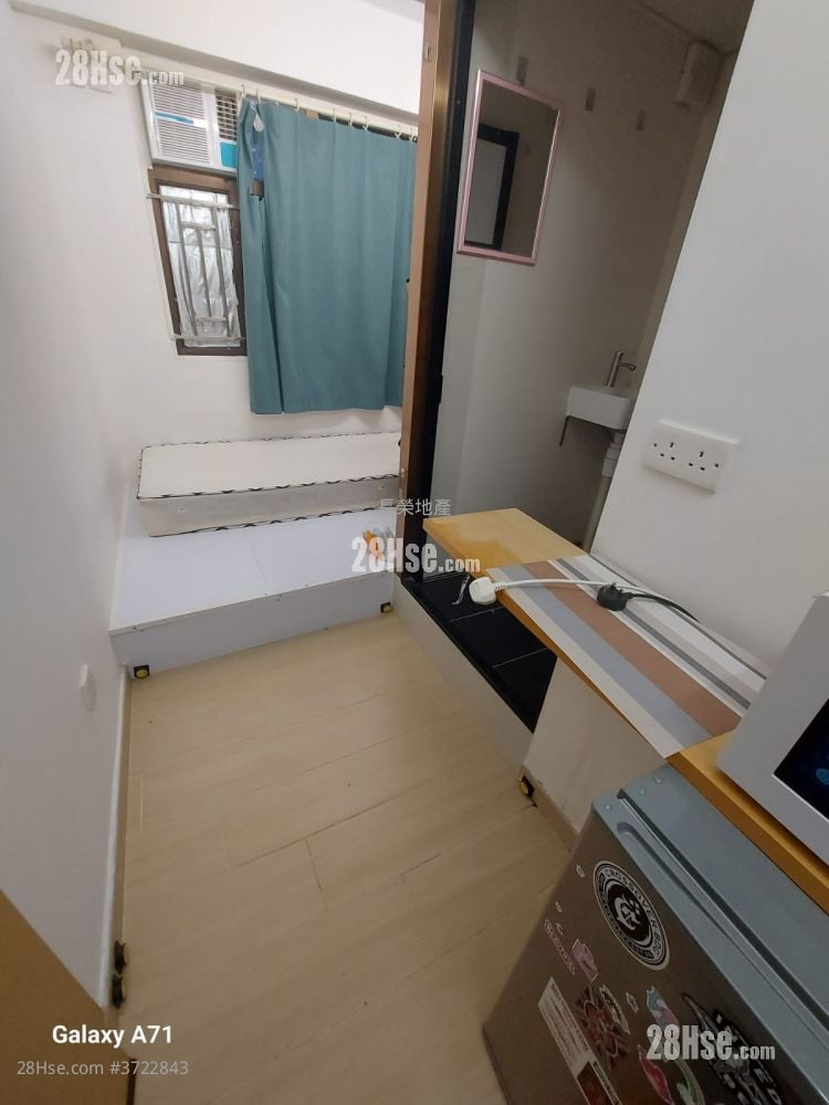 Lung Chu Building Rental 100 ft²