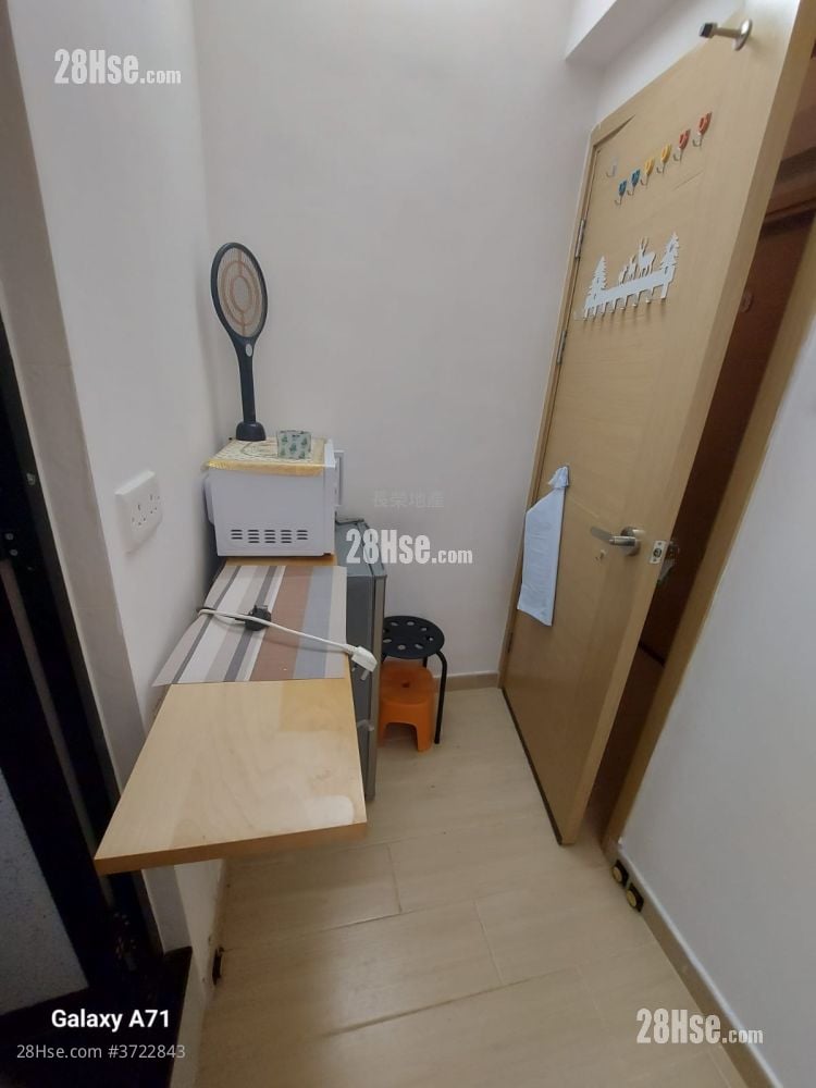 Lung Chu Building Rental 100 ft²