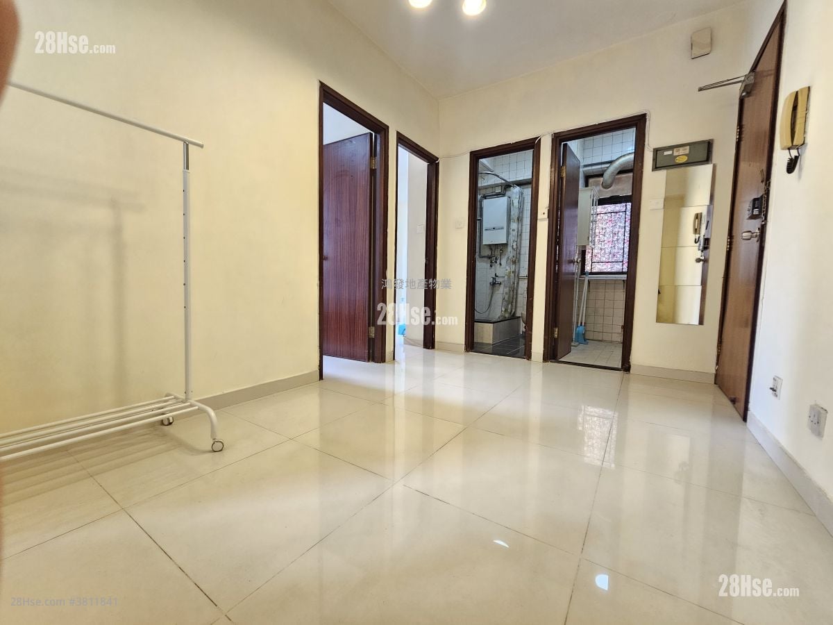 东盛大厦 售盘 2 房 , 1 浴室 318 平方尺