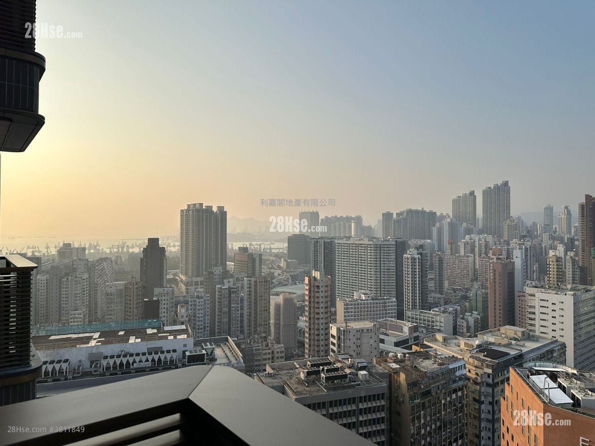 高临 租盘 1 房 , 1 浴室 272 平方尺