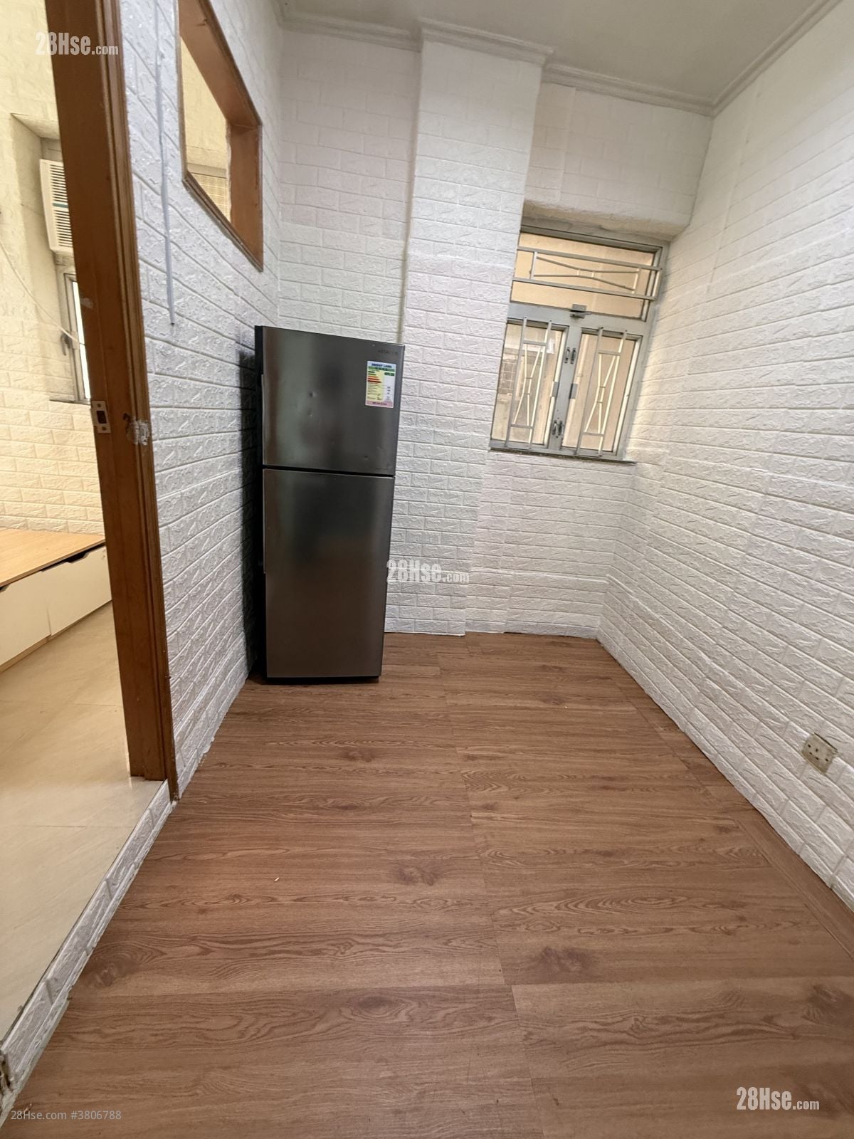 文苑楼 租盘 1 房 , 1 浴室 160 平方尺