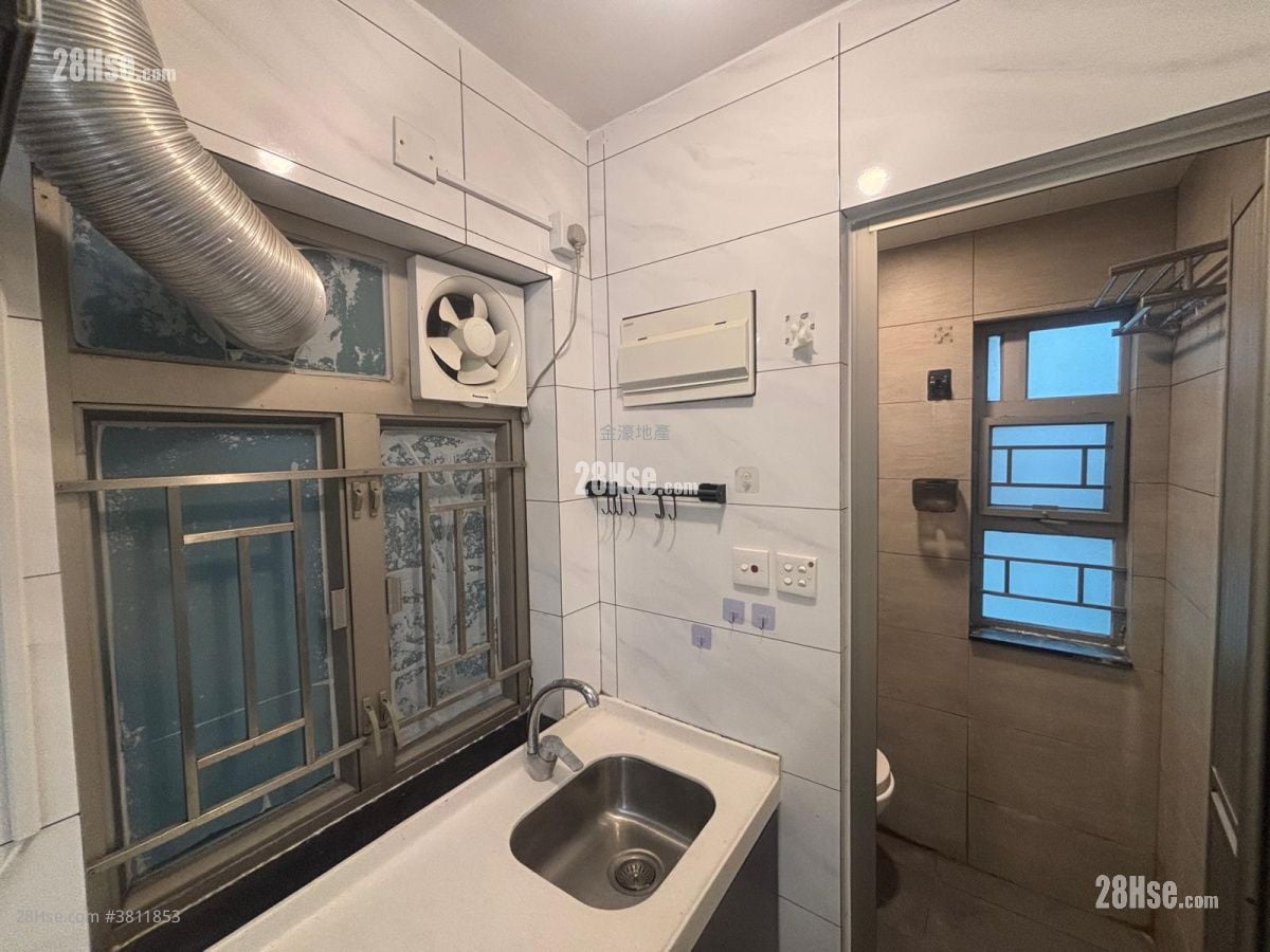 村屋 租盤 2 房 , 1 浴室 400 平方呎