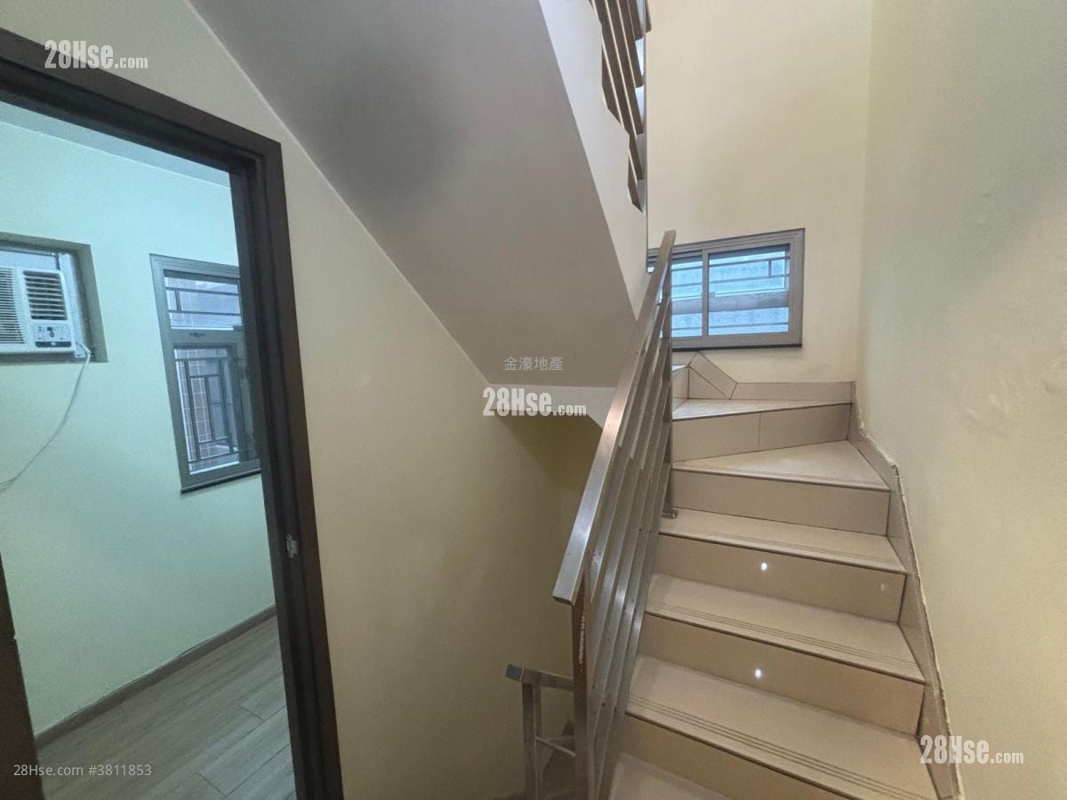 村屋 租盤 2 房 , 1 浴室 400 平方呎