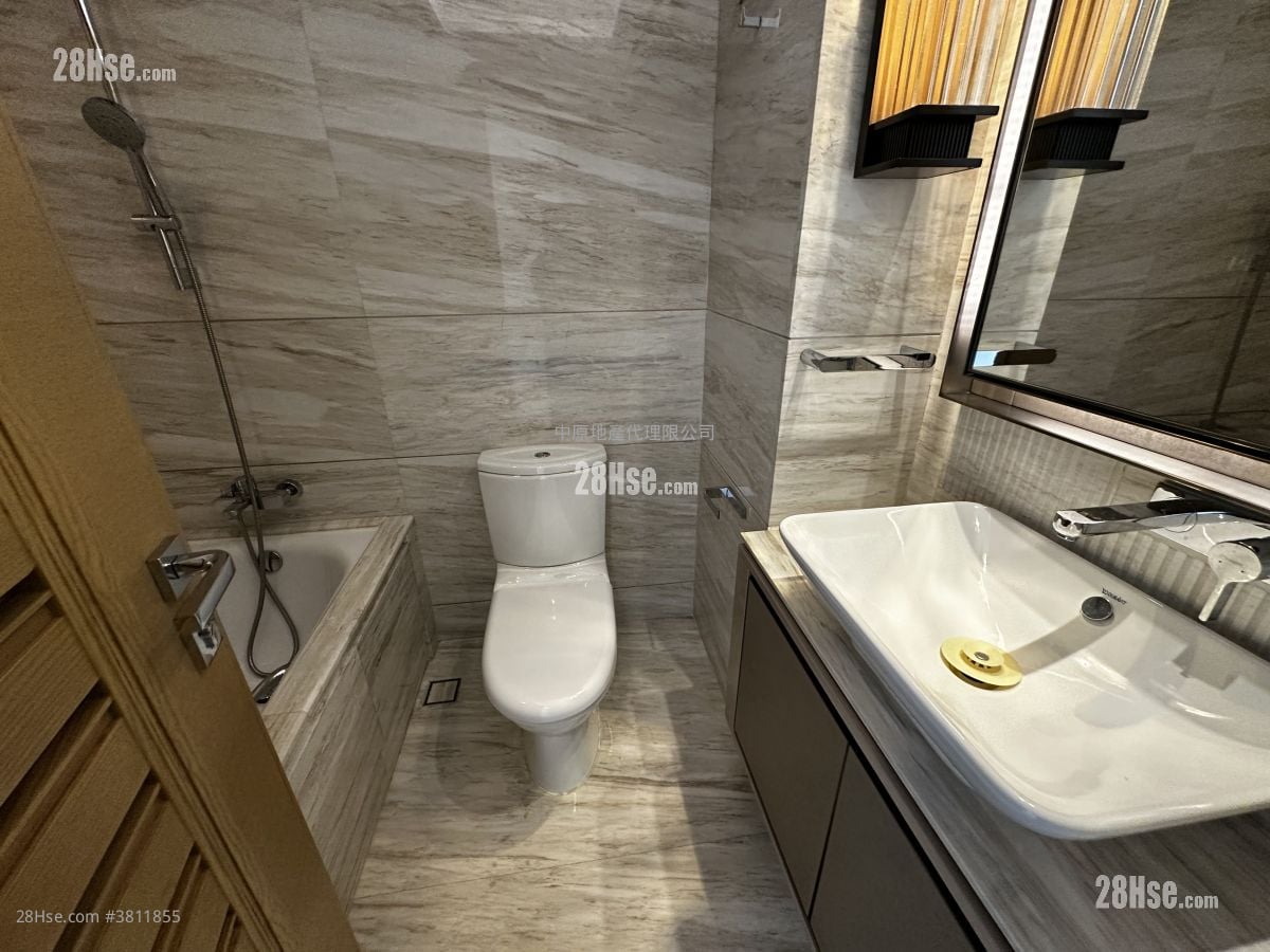 Crescendo Sell 4 Bedrooms , 5+ Bathrooms 1,646 ft²