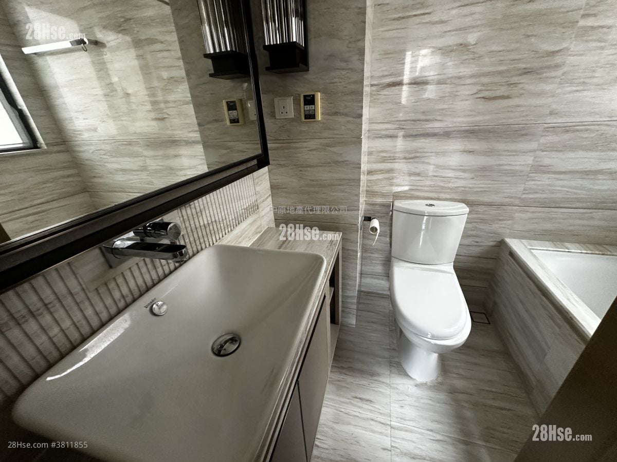 Crescendo Sell 4 Bedrooms , 5+ Bathrooms 1,646 ft²