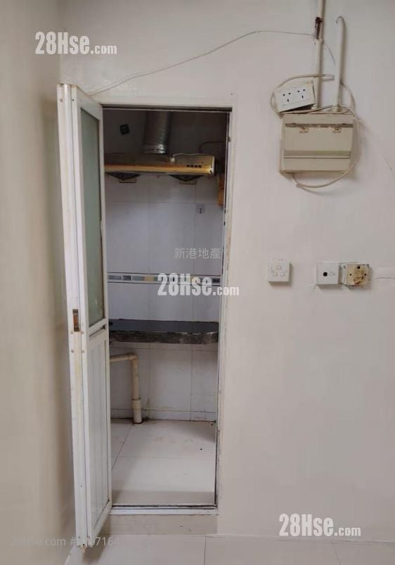 鴻運街20號 Rental 1 Bedroom , 1 Bathroom 150 ft²
