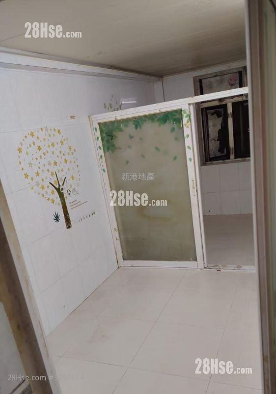 鴻運街20號 Rental 1 Bedroom , 1 Bathroom 150 ft²